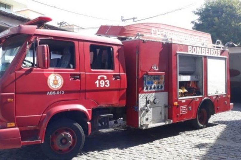 carro-bombeiros