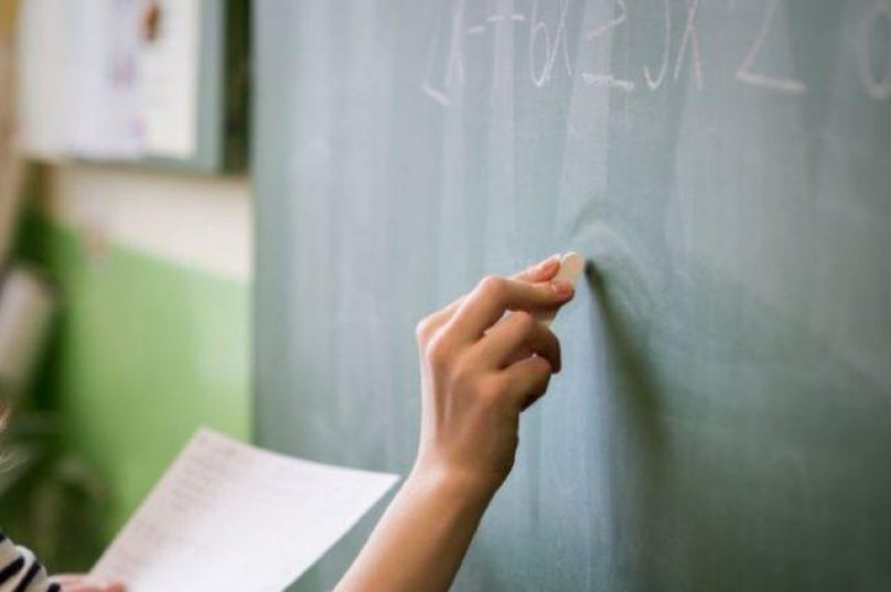 Legislação libera a unificação dos cargos de docente I e II da rede estadual, dividido em duas jornadas de 16 ou 30 horas. Foto: divulgação