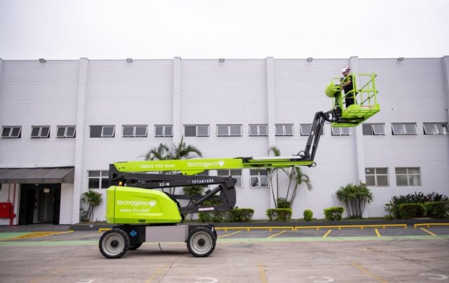 Plataformas elevatórias trazem opção para trabalho em altura