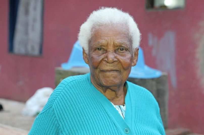 Morre Dona Eva, referência quilombola de Búzios, aos 114 anos / foto Ronald Pantoja