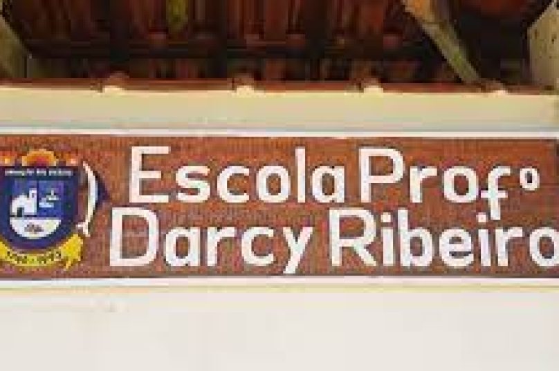 Conferência está sendo realizada na Escola Darcy Ribeiro/ Foto: Reprodução