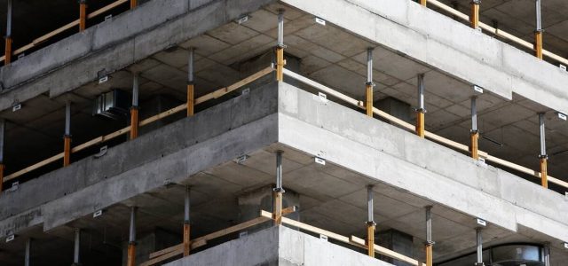 Concreto pesado ganha espaço em obras industriais e reformas