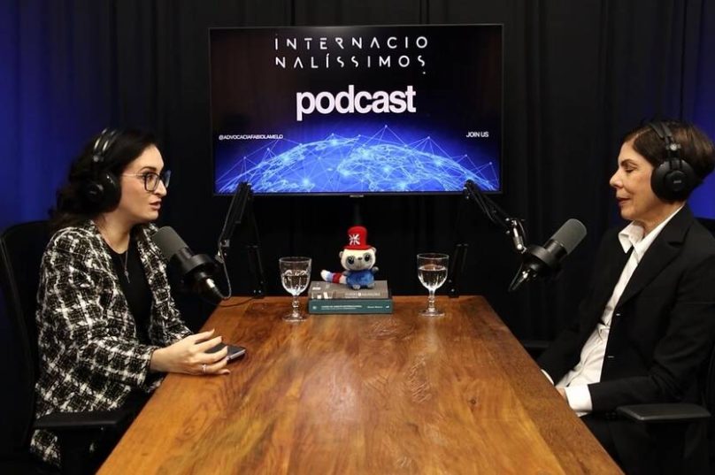 Fabiola Melo estreia podcast sobre conexões globais
