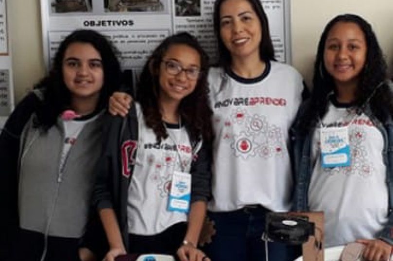 Alunas de Macaé ganham bolsa de CNPq após o projeto “Protótipo de Massa do papel reciclado” ser destaque no “Desafio Inovar” e na XIV Feira de Ciência, Tecnologia e Inovação do Estado do Rio de Janeiro | Foto: Divulgação/Prefeitura de Macaé