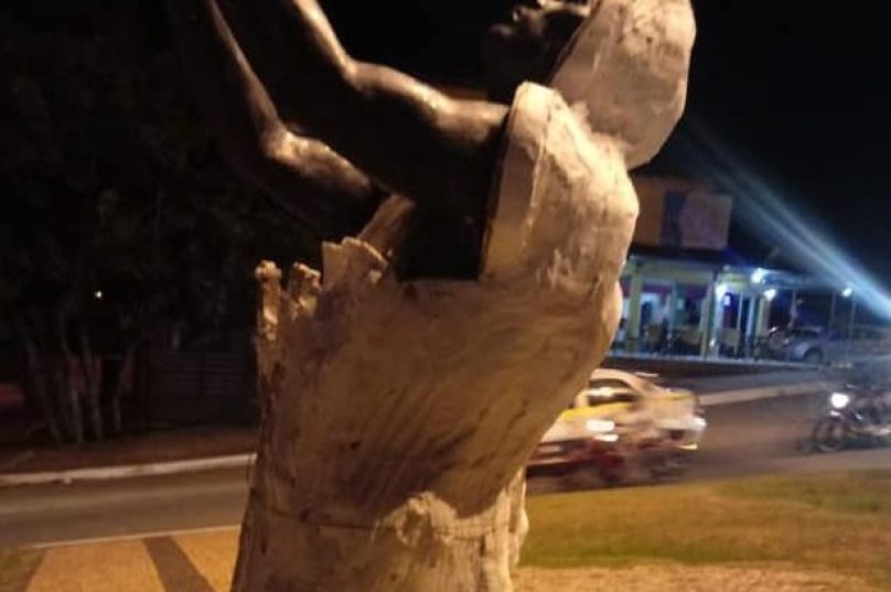 estatua do Cruzeiro