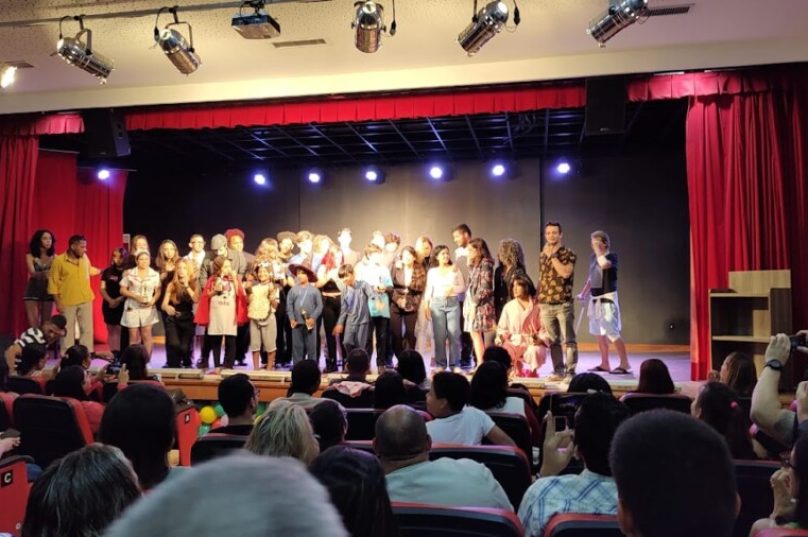 Apresentação da edição de 2022 do Festival de Esquete do Curso Marcelo Pires