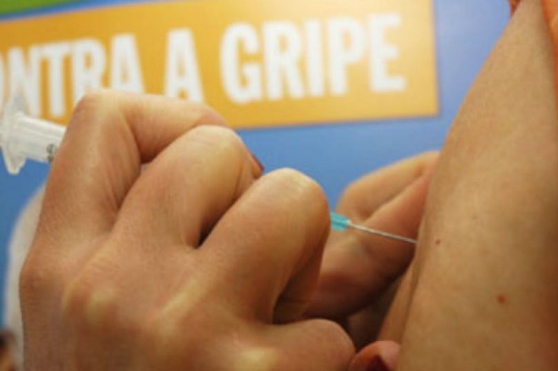 RJ registra alta de internações por SRAG e baixa vacinação contra gripe; crianças e idosos lideram os casos graves / foto divulgação