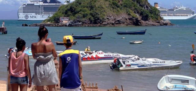 ilha_do_caboclo_turistas_centro_foto_ronald_pantoja_-_copia_-_copia_28129