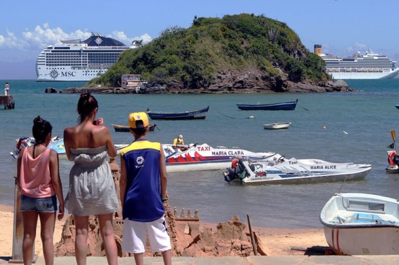 ilha_do_caboclo_turistas_centro_foto_ronald_pantoja_-_copia_-_copia_28129