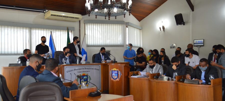 Sessão legislativa deste domingo (2). Imagem: Câmara Municipal | Divulgação