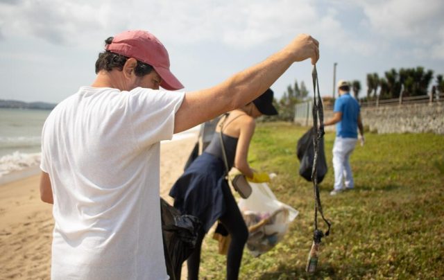 O evento marca a participação da maior associação de moradores que cobre a maior área de Búzios, a AMANRASA - "Clean Up the World"