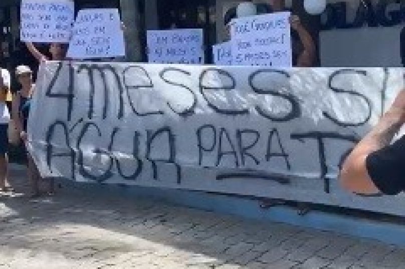 manifestação falta de água prolagos búzios