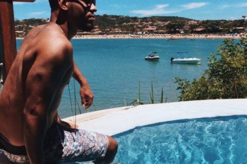 Mussunzinho curte hotel de luxo em Búzios Foto: Divulgação