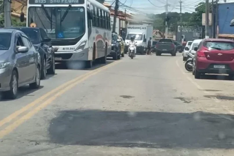 Prolagos diz que obra em Manguinhos foi programada após congestionamento e críticas em Búzios / Crédito da Imagem: Reprodução das redes sociais