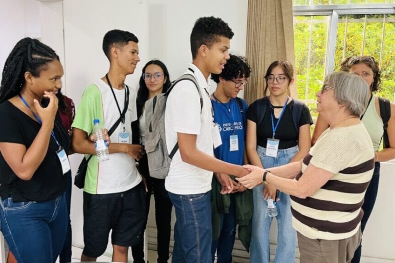 parlamento juvenil cabo frio