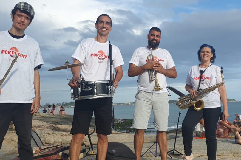 põr do som site