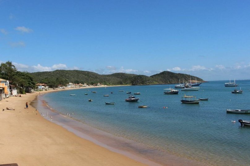 Durante a ação, os participantes farão a coleta de lixo submerso