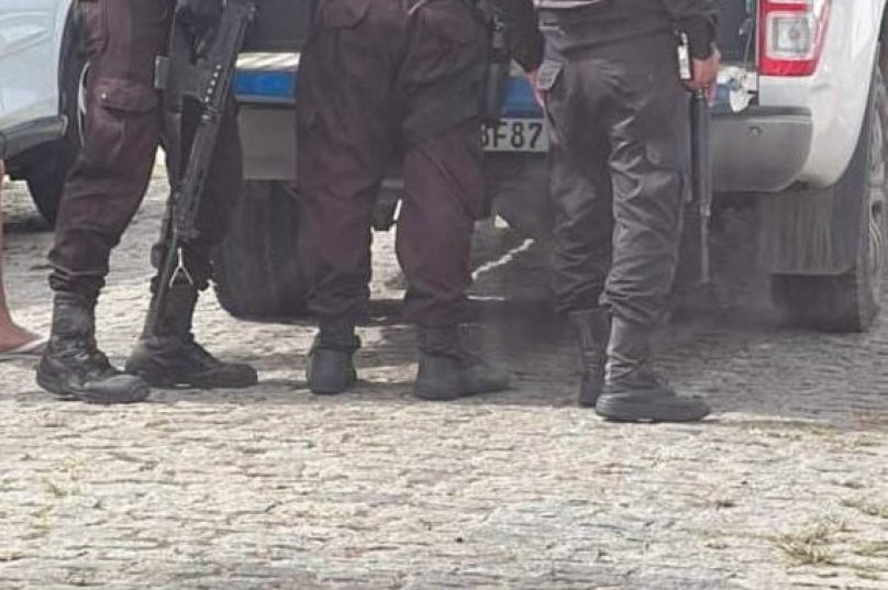 prisão alexu