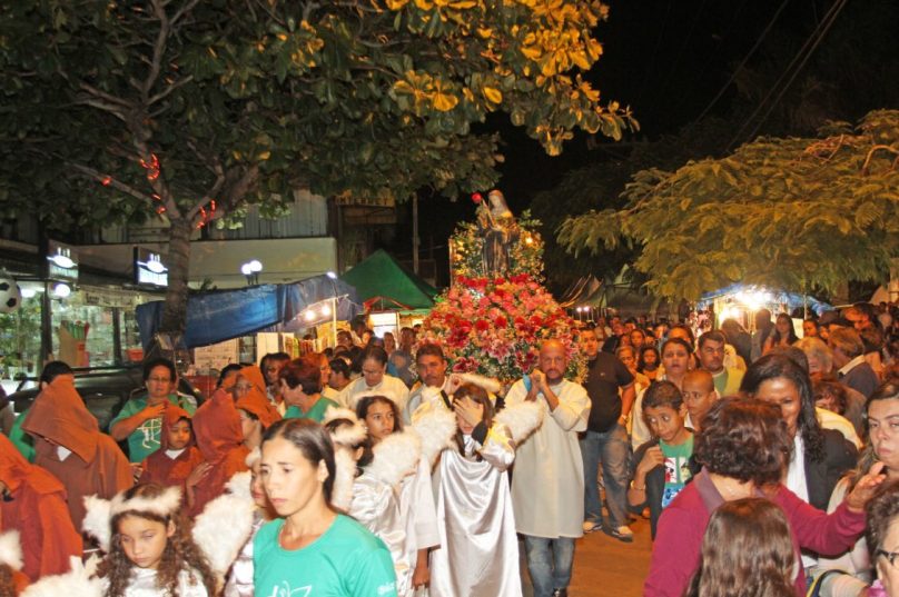 procissão Santa Rita de Cássia