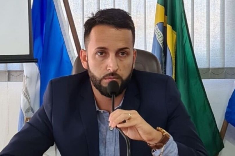 Rafael Aguiar é o atual presidente da Câmara e assume como prefeito interino em caso de vacância / Crédito: divulgação Câmara Municipal