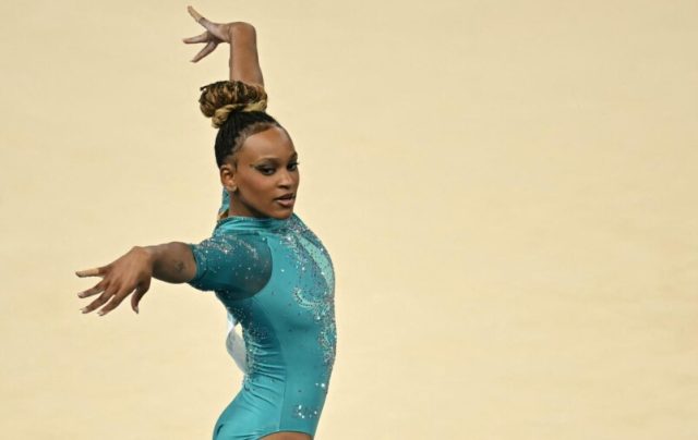 Rebeca Andrade na final do solo em Paris 2024 (Crédito: Paul ELLIS / AFP)