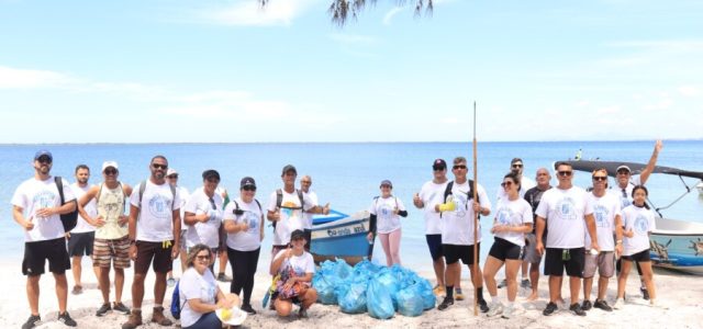 O projeto “Seja Legal: Preservar é Fundamental” promoveu ecoturismo e preservação ambiental na Trilha dos Cardeiros, em São Pedro da Aldeia, com mutirão de limpeza e educação ambiental / foto divulgação