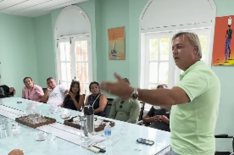 reunião praia da tartaruga