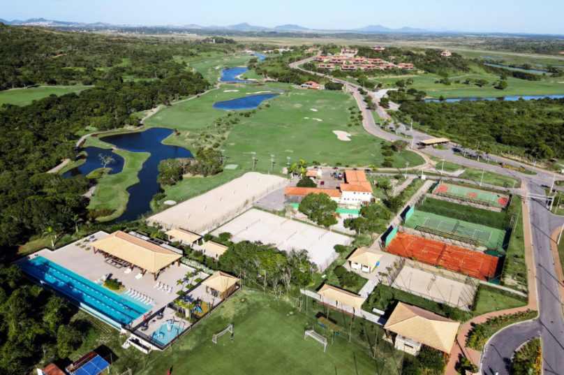 Visão aerea do Clube Aretê e sede do bairro planejado Aretê Búzios