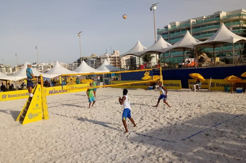 Arena de vôlei de praia na Praia do Forte. Imagem ilustrativa: Divulgação | CBV