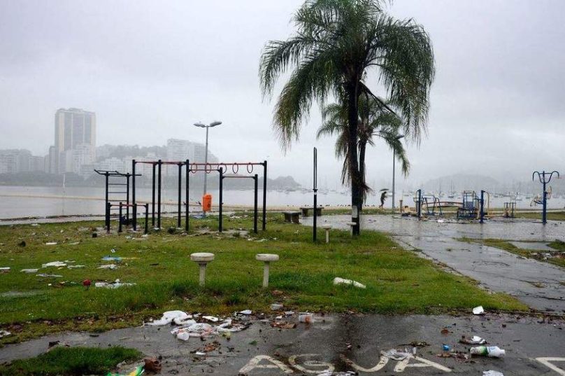 show_rio_de_janeiro_chuva_dois_ECFAB3F2-D2F1-422B-88D5-FFF6C0179DCB