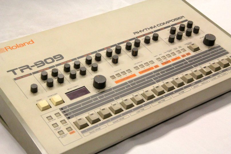 tr-909-040116