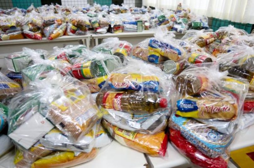 Os alimentos são retirados nas unidades escolares. Foto: Divulgação.