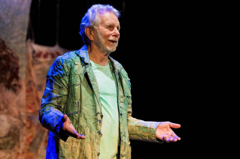 Jonas Bloch estreia “Delírio”, inspirado na obra de Manoel de Barros, em curta temporada no Teatro Vannucci, no Rio / foto divulgação