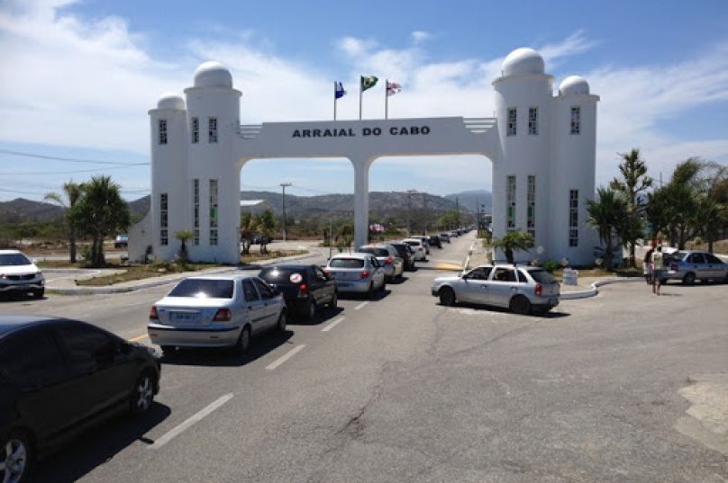 Entrada de Arraial do Cabo. Imagem: Reprodução
