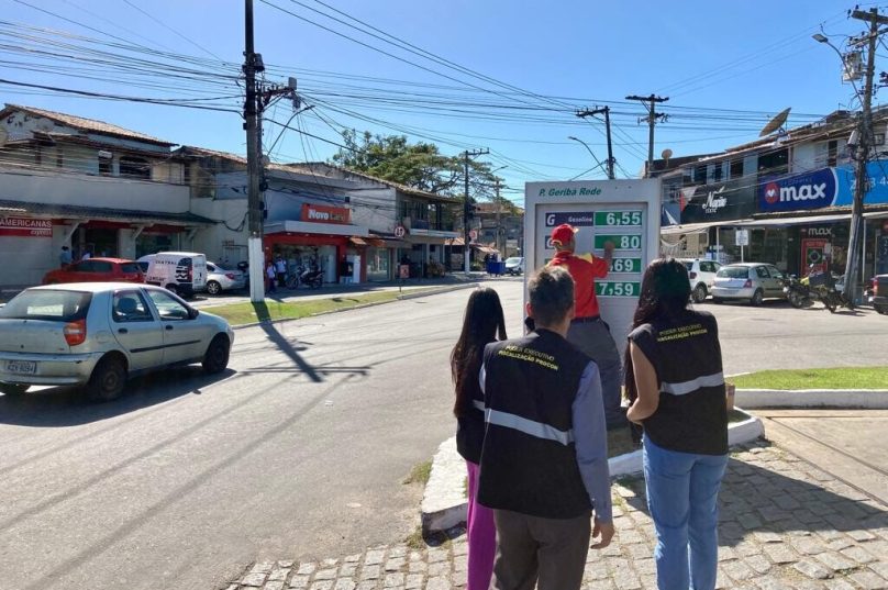 Equipe intensificou as fiscalizações dos postos do balneário. Foto divulgação.