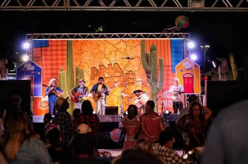Anarriê Búzios reúne shows, quadrilhas e comidas típicas entre os dias 19 e 21 de junho na Rasa I Crédito da Imagem: Divulgação