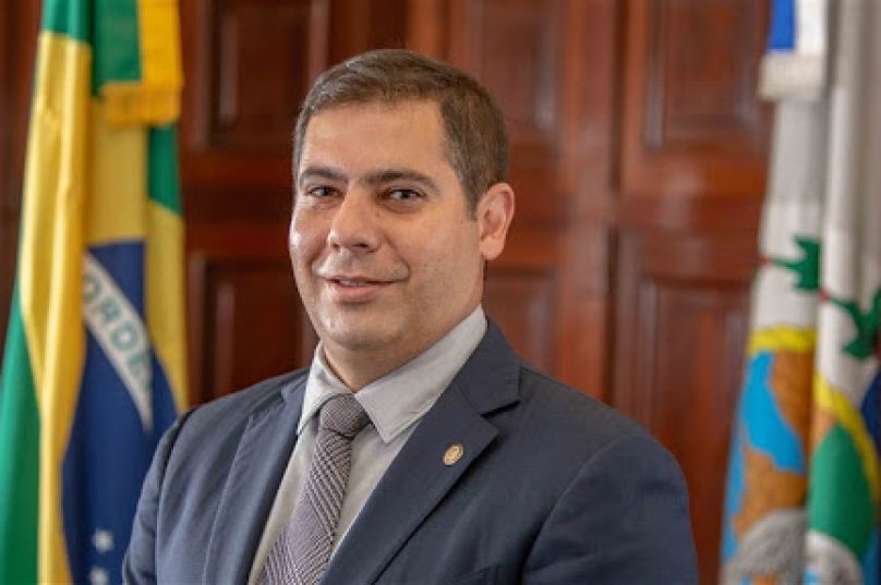 Serginho Azevedo. Imagem: Reprodução/ ALERJ