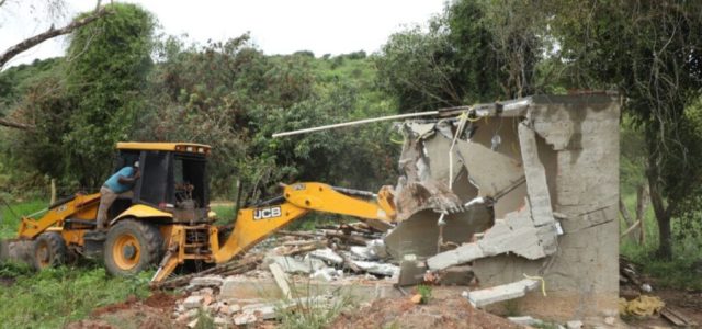 Prefeitura de Búzios remove construções irregulares no Bosque e reforça fiscalização contra ocupações ilegais em áreas públicas / foto divulgação