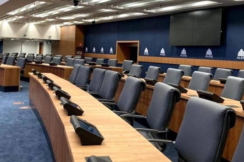Plenário da Alerj vota projeto que regulamenta critérios educacionais no repasse do ICMS aos municípios do Rio / divulgação