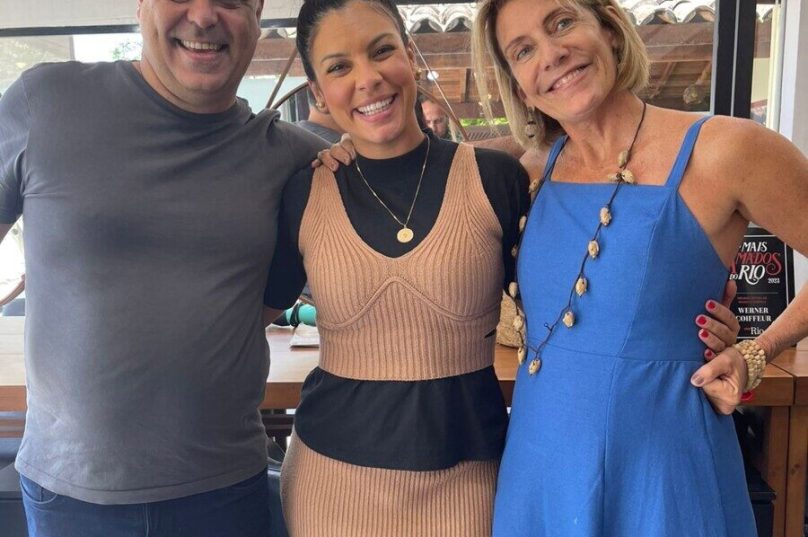 O gestor, Alexandre Dias, e a coordenadora do Werner Concept Búzios, Leila Oberg.