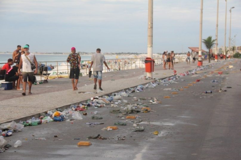 lixo cabo frio